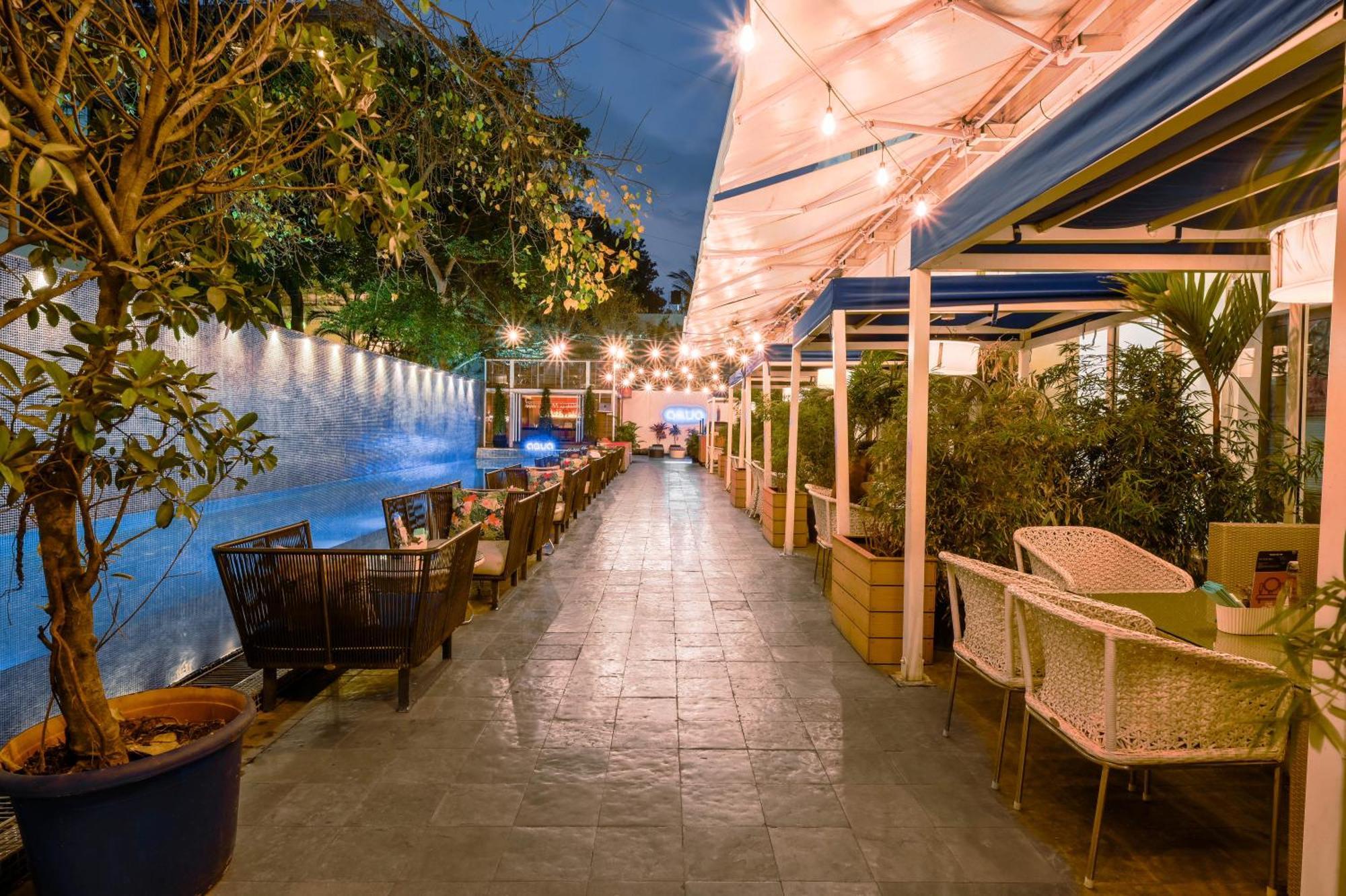 The Park Bangalore Exterior foto The Terrace at The Standard East Village