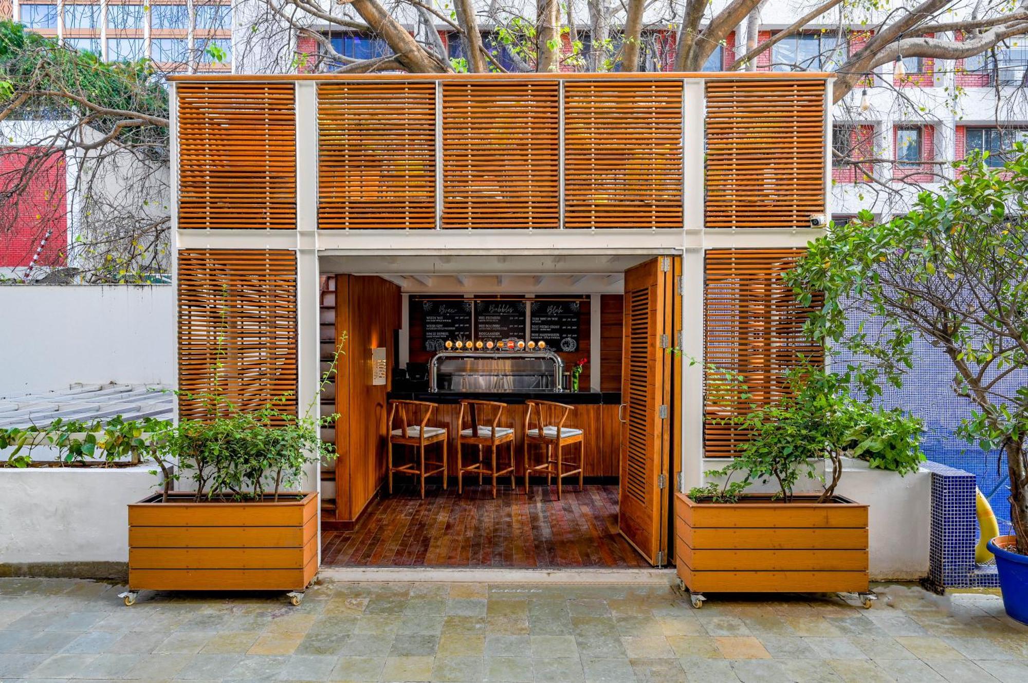 The Park Bangalore Exterior foto The Coffee Bar